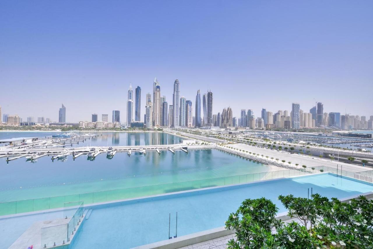 Marina Skyline View & Harbour Beachfront Appartamento